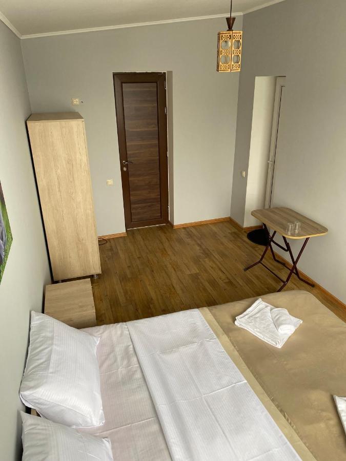 Holiday House Chkonia Hotel Batumi Exterior foto